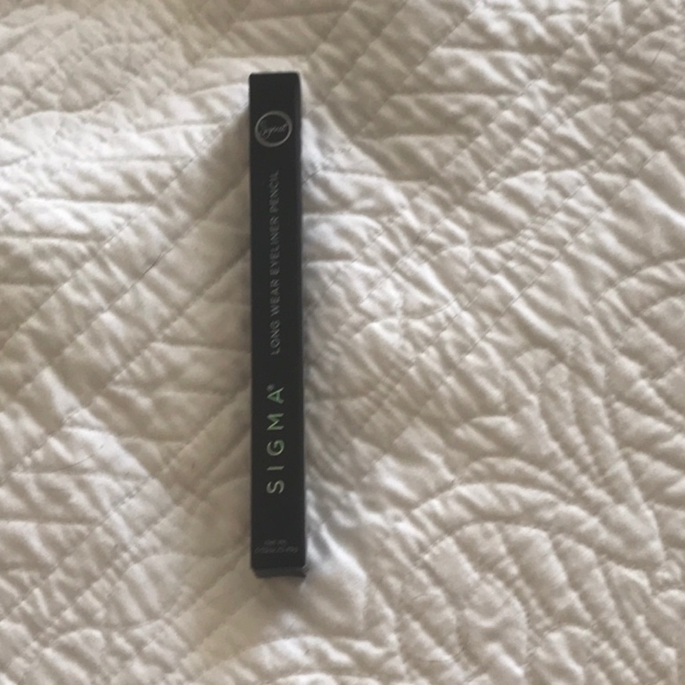 Sigma long wear eyeliner pencil in wicked (black)